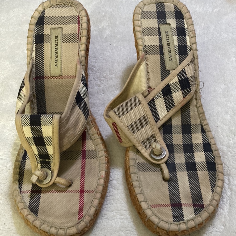 Burberry wedge Sandals - Picture 6 of 16